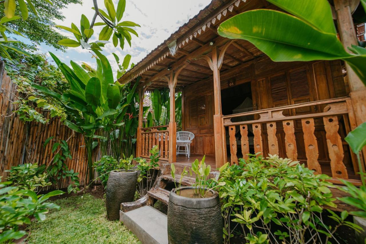 Moson Villa Legian Exterior foto