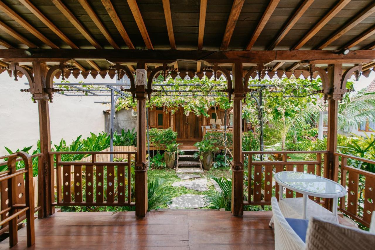 Moson Villa Legian Exterior foto